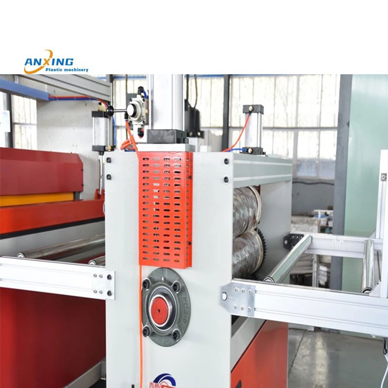 High Glosy SPC PVC Flooring Sheet Extrusion Machine high quality